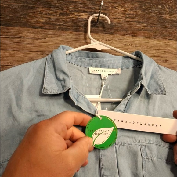 Jane Delancey Denim Casual Button Down Shirt for Women - Picture 5 of 9